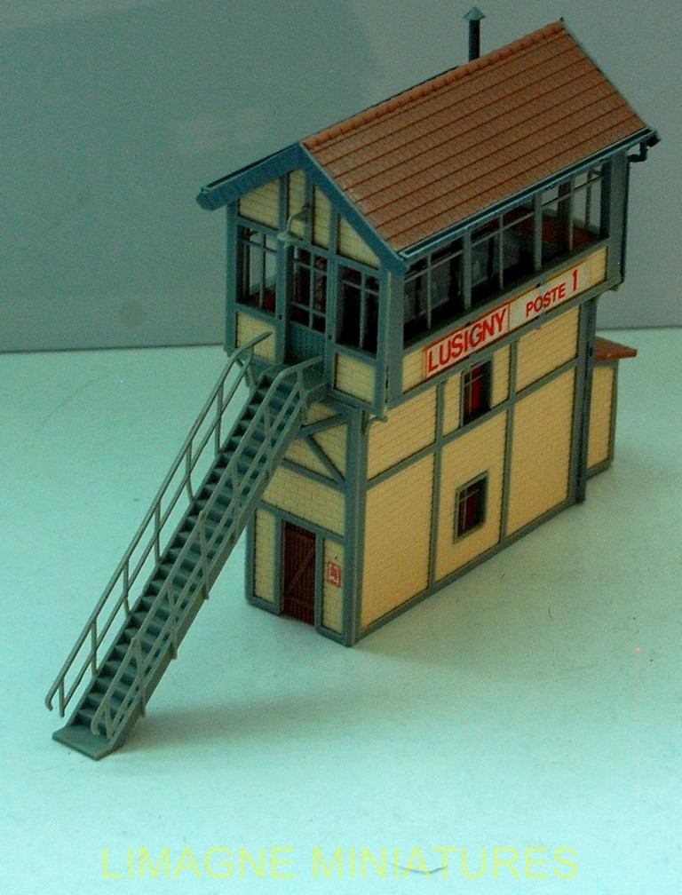 JOUEF ECHELLE HO Maquette assemblée Poste d'aiguillage moderne - 1716